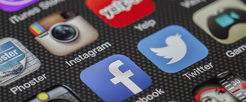 RÉSEAUX SOCIAUX